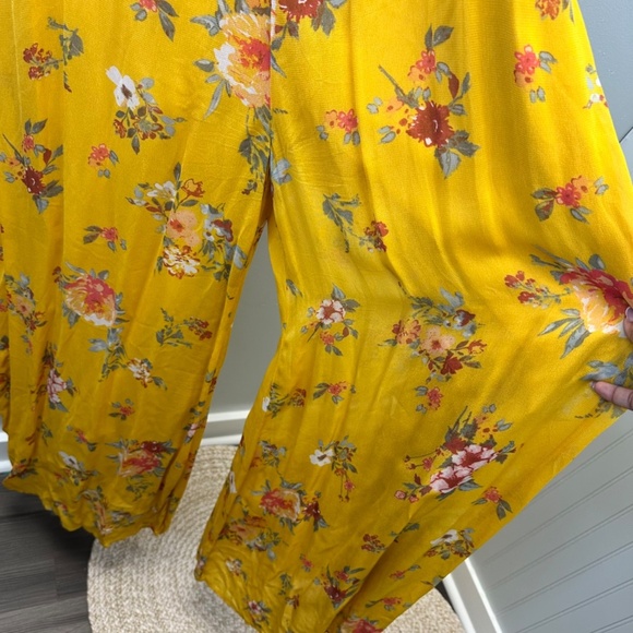 Free People Georgia floral jumpsuit size medium BOHO CHIC | FAIRY CORE - Picture 4 of 10